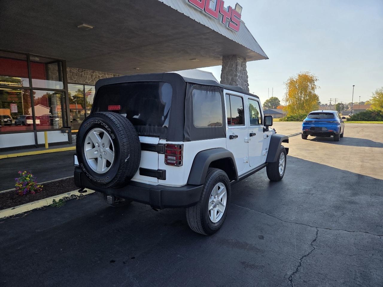 Jeep Wrangler Unlimited Sport 4WD 2017