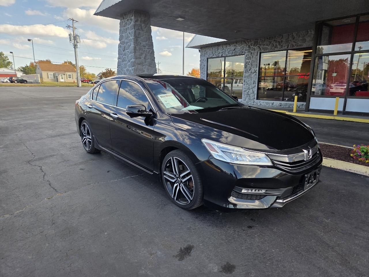 Honda Accord Touring V6 Sedan 6-Spd AT 2016