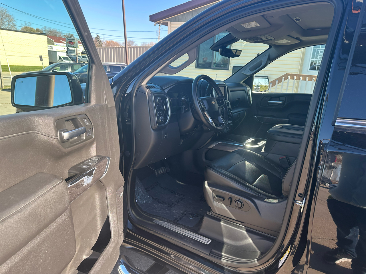 Chevrolet Silverado 1500 4WD Crew Cab 147" LTZ 2019
