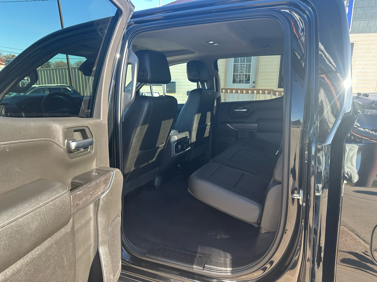 Chevrolet Silverado 1500 4WD Crew Cab 147" LTZ 2019