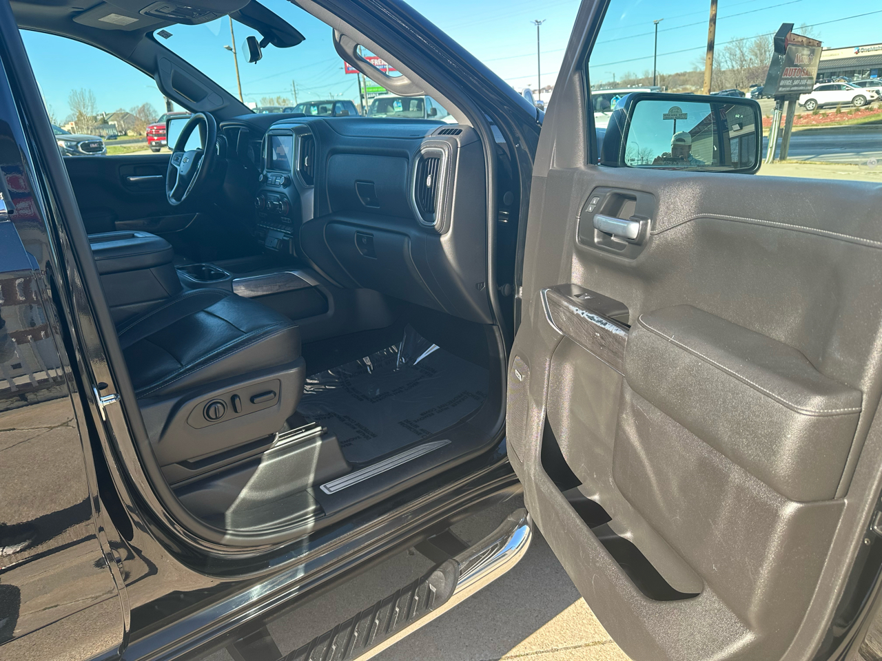 Chevrolet Silverado 1500 4WD Crew Cab 147" LTZ 2019
