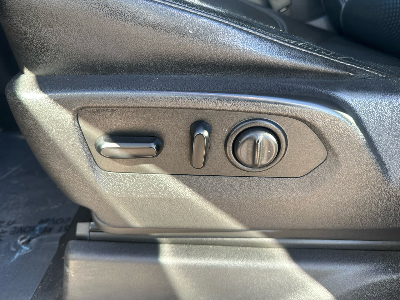 Chevrolet Silverado 1500 4WD Crew Cab 147" LTZ 2019