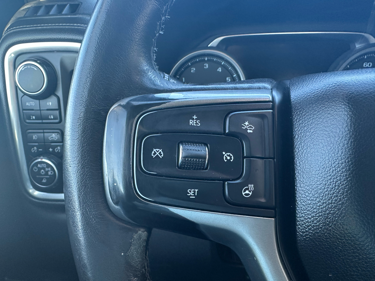 Chevrolet Silverado 1500 4WD Crew Cab 147" LTZ 2019