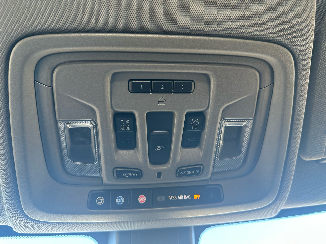 Chevrolet Silverado 1500 4WD Crew Cab 147" LTZ 2019