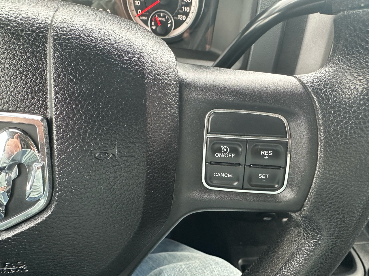 RAM 2500 4WD Crew Cab 149" Tradesman 2014