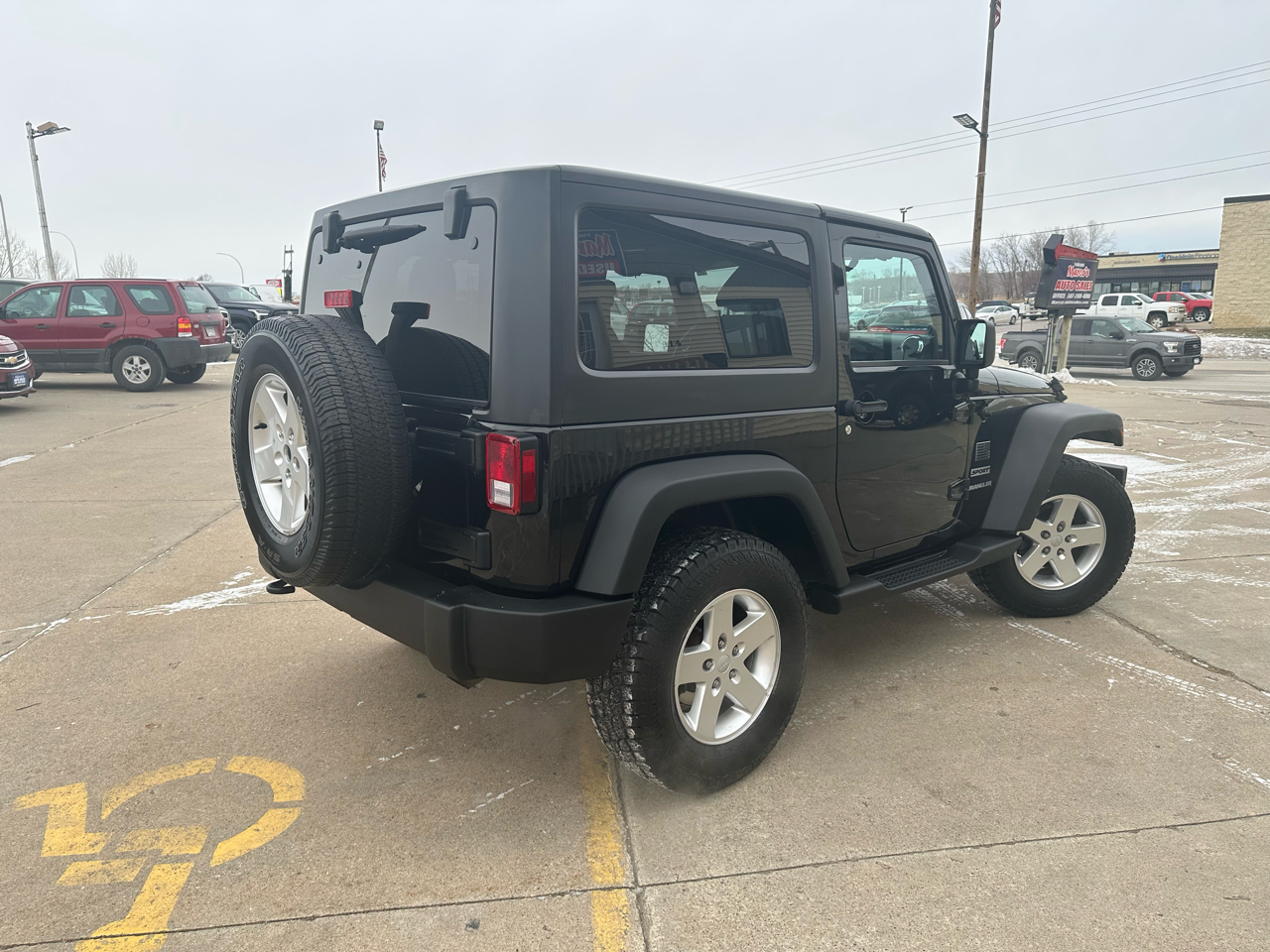 Jeep Wrangler 4WD 2dr Sport 2013