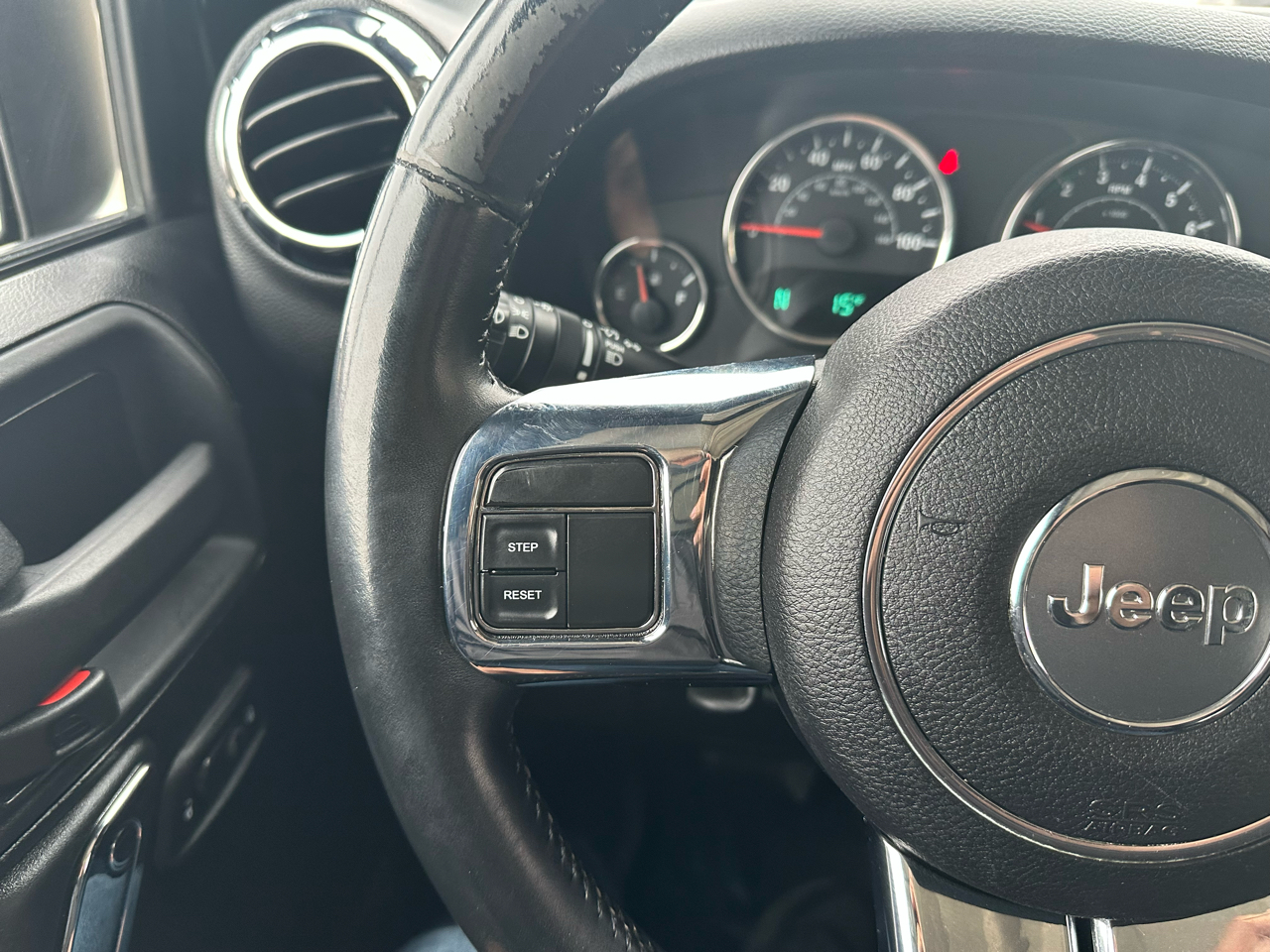 Jeep Wrangler 4WD 2dr Sport 2013