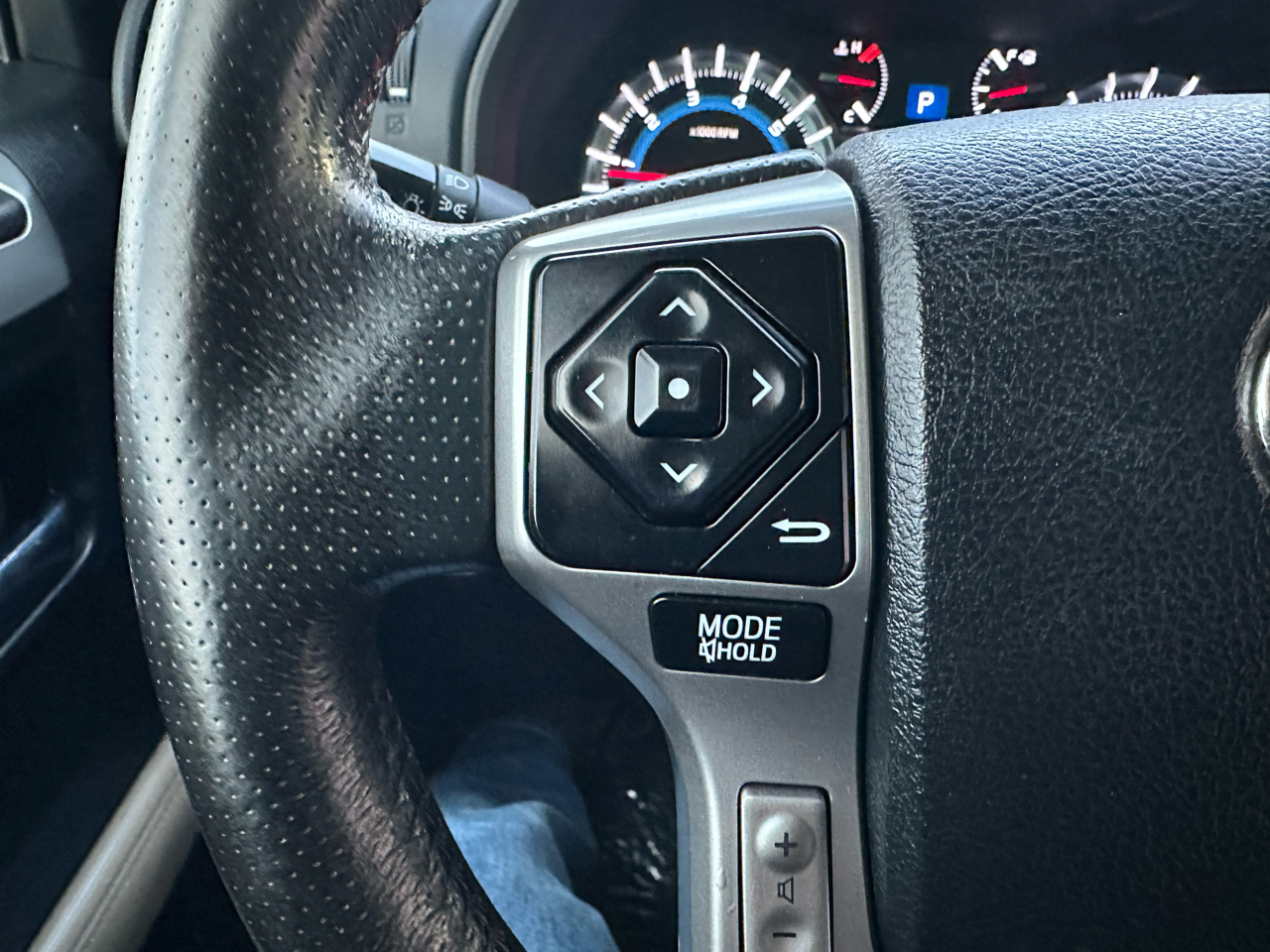 Toyota 4Runner 4WD 4dr V6 Trail Premium (Natl) 2014