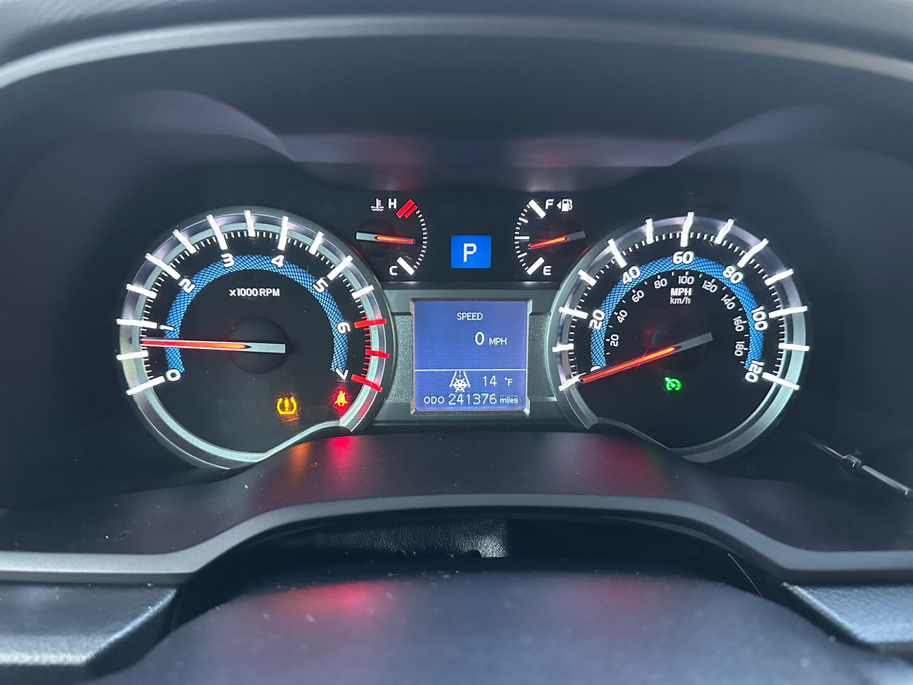 Toyota 4Runner 4WD 4dr V6 Trail Premium (Natl) 2014