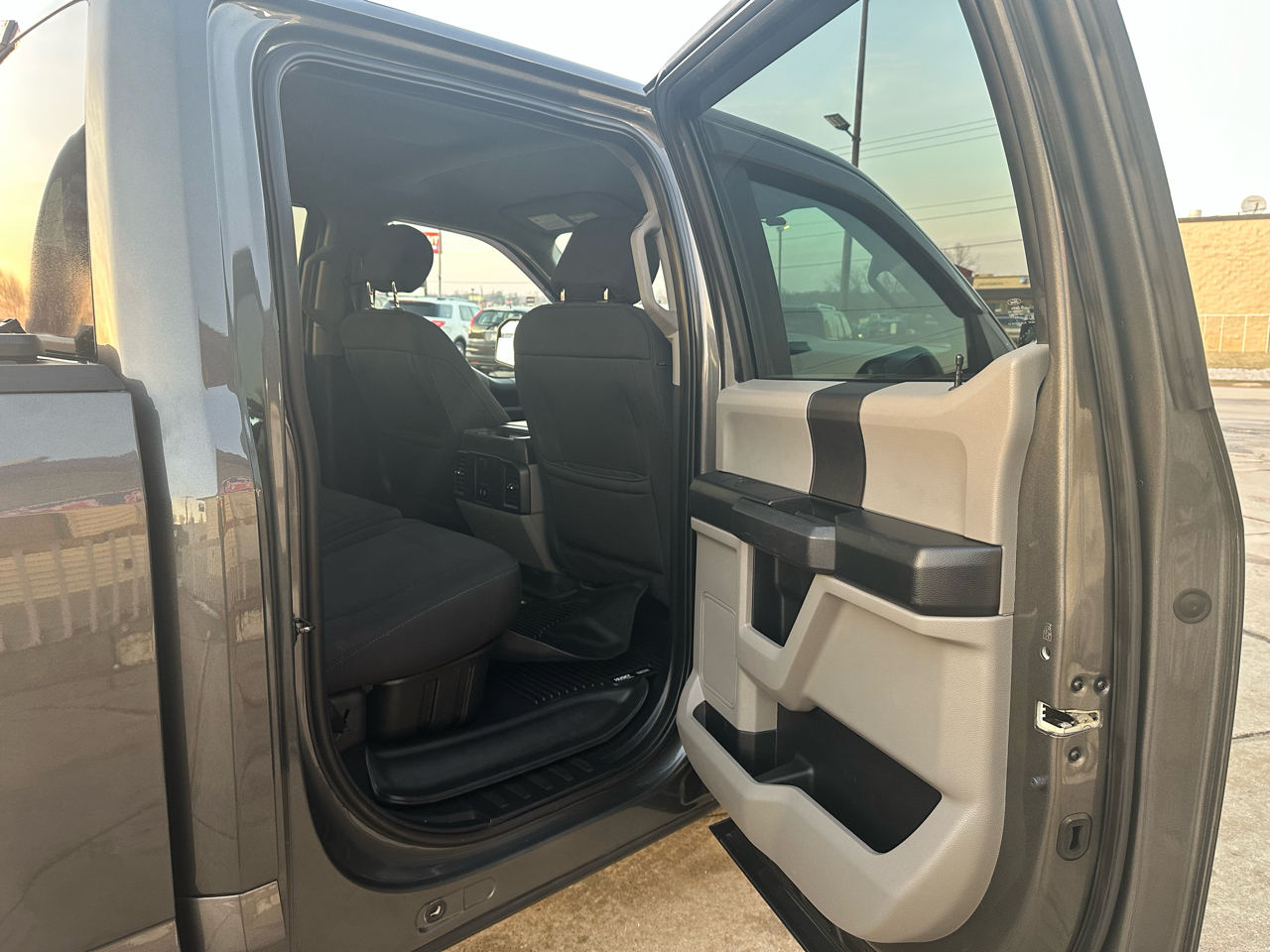 Ford F-150 King Ranch 4WD SuperCrew 5.5' Box 2018