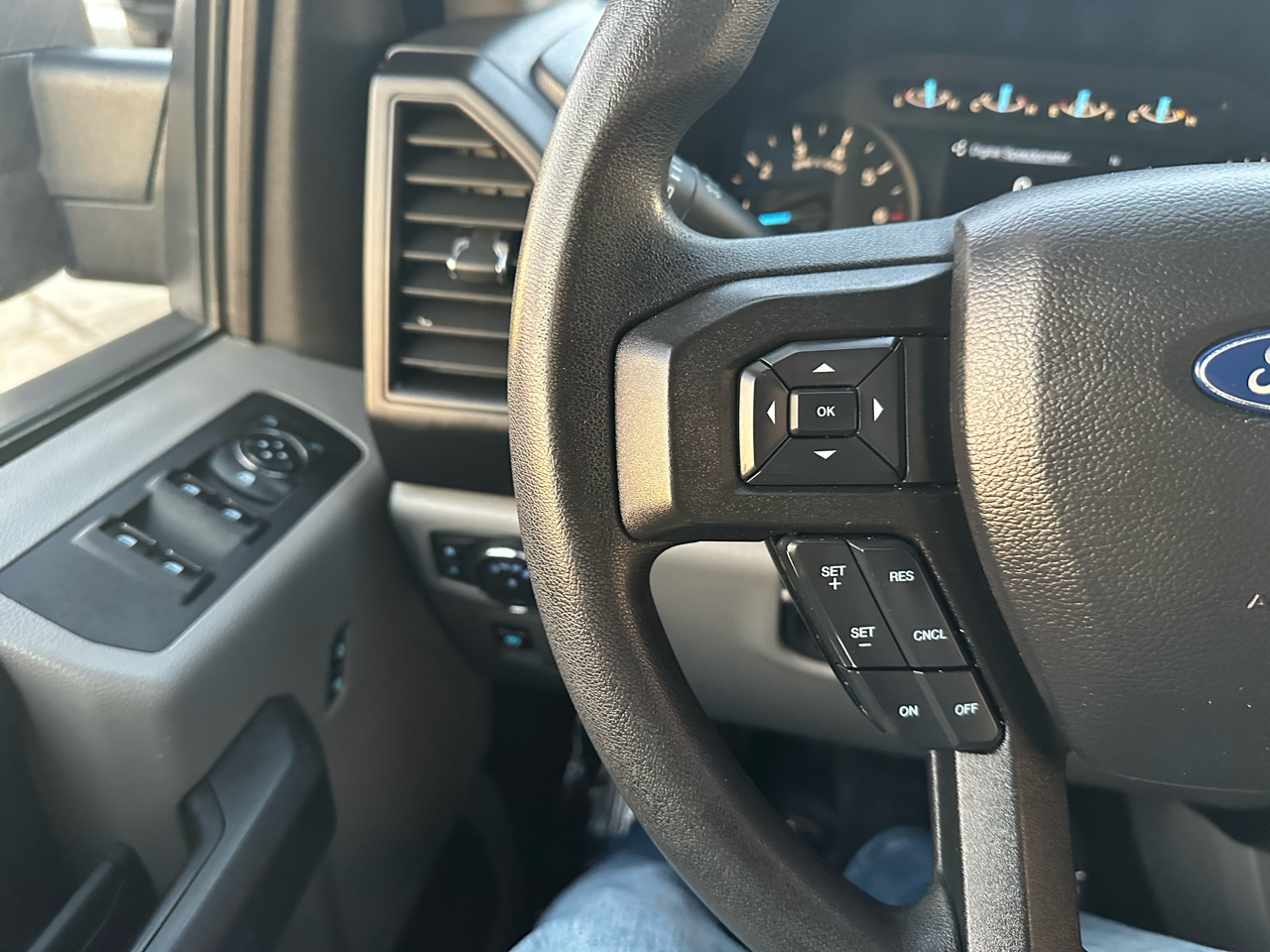 Ford F-150 King Ranch 4WD SuperCrew 5.5' Box 2018