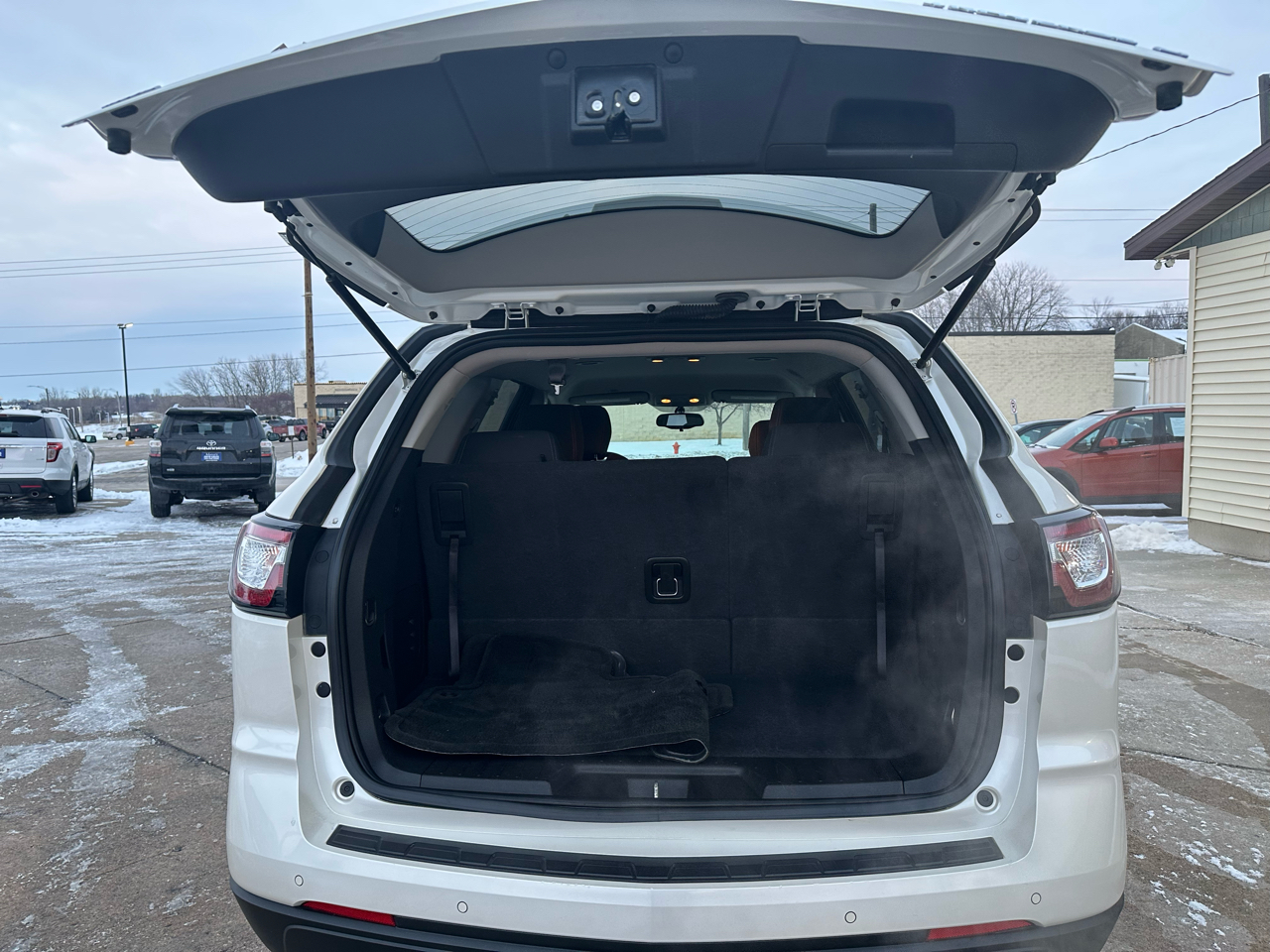 Chevrolet Traverse AWD 4dr LT w/1LT 2015