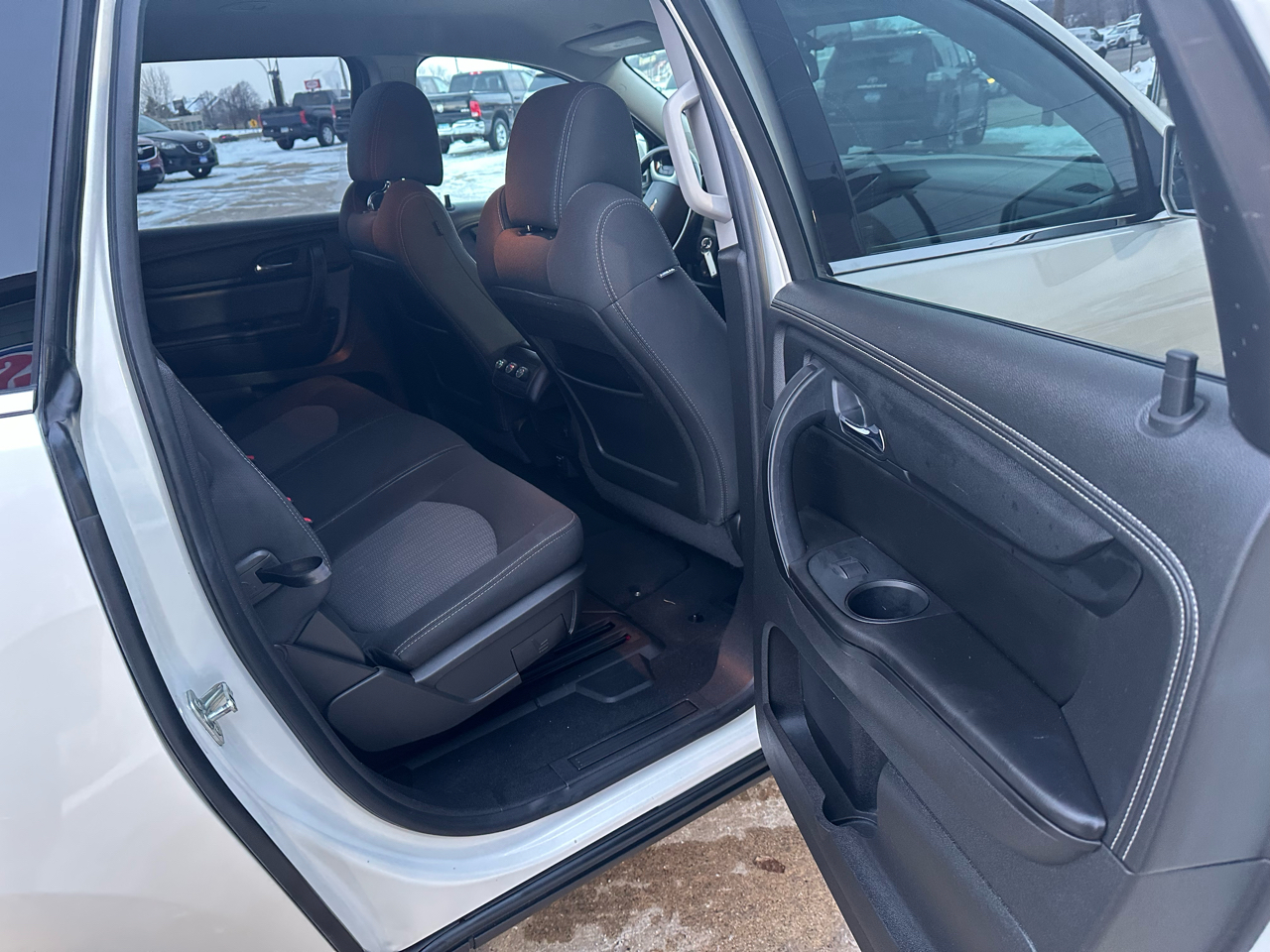 Chevrolet Traverse AWD 4dr LT w/1LT 2015