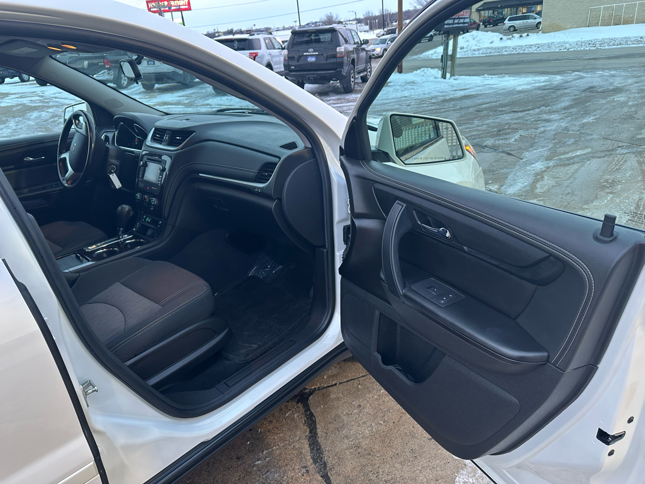 Chevrolet Traverse AWD 4dr LT w/1LT 2015