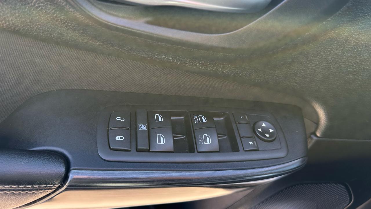 Jeep Cherokee 4WD 4dr Altitude *Ltd Avail* 2016