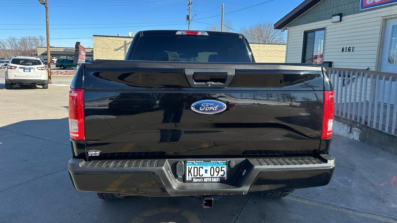 Ford F-150 XLT SuperCab Short Bed 4WD 2016