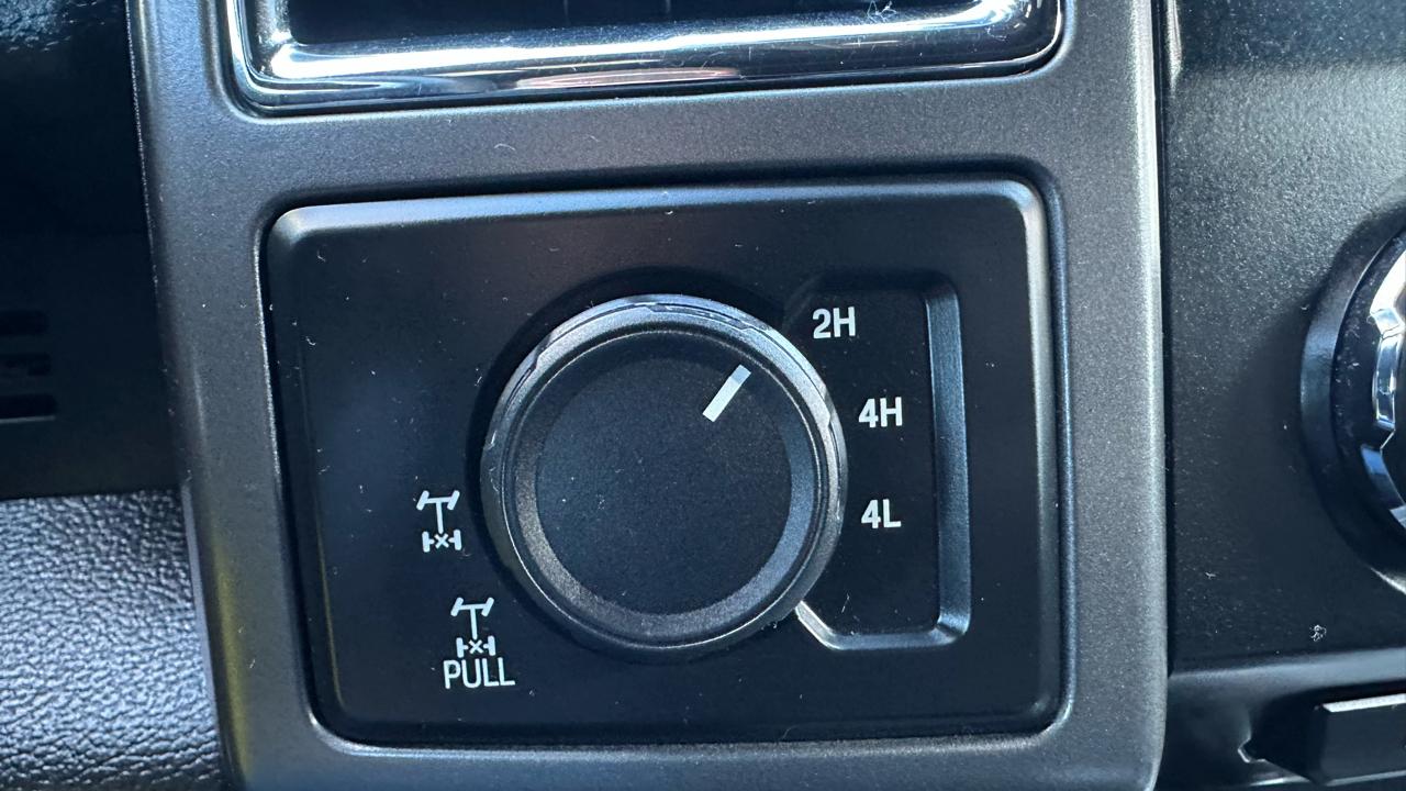 Ford F-150 XLT SuperCab Short Bed 4WD 2016