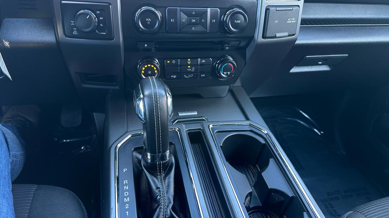 Ford F-150 XLT SuperCab Short Bed 4WD 2016