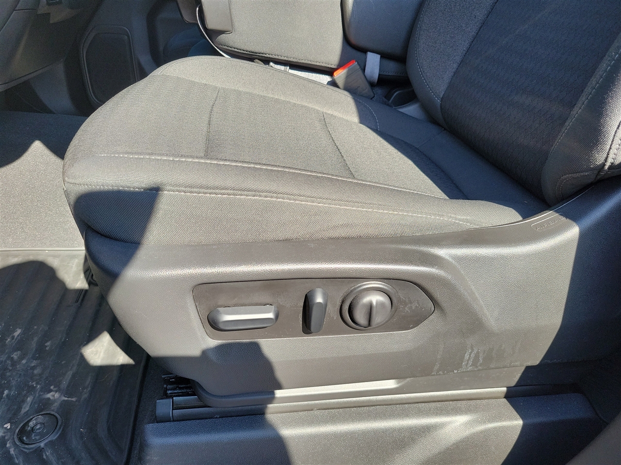 Chevrolet Silverado 1500 LT Crew Cab 2WD 2021