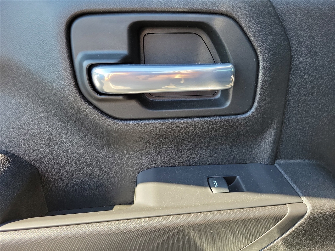 Chevrolet Silverado 1500 LT Crew Cab 2WD 2021