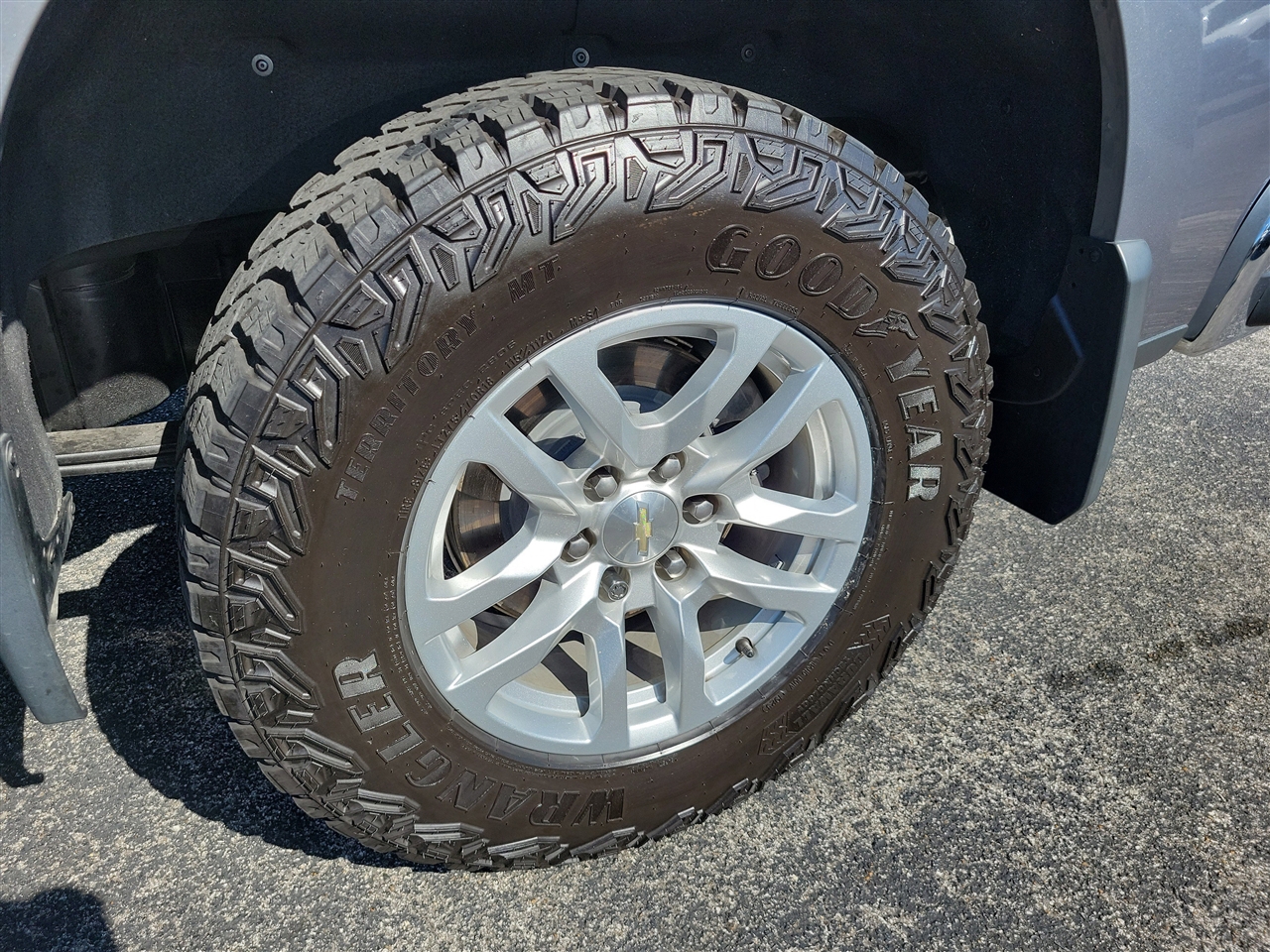 Chevrolet Silverado 1500 LT Crew Cab 2WD 2021