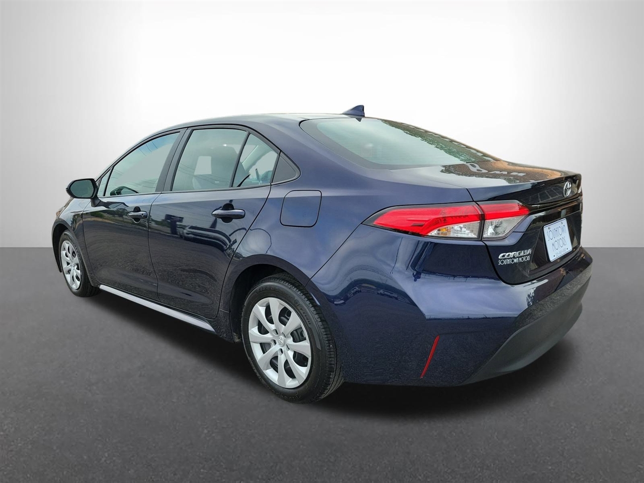 Toyota Corolla LE 2024