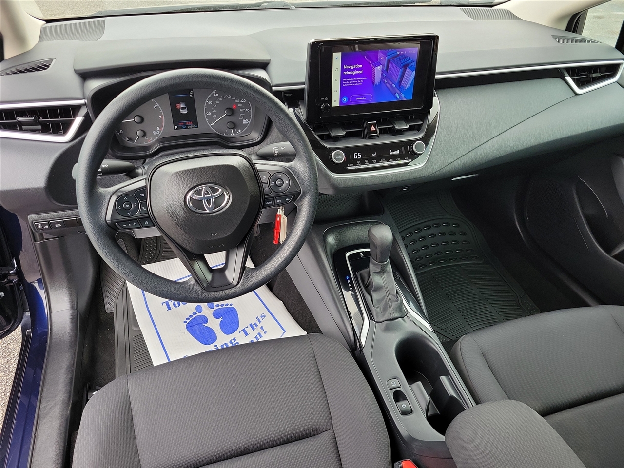 Toyota Corolla LE 2024