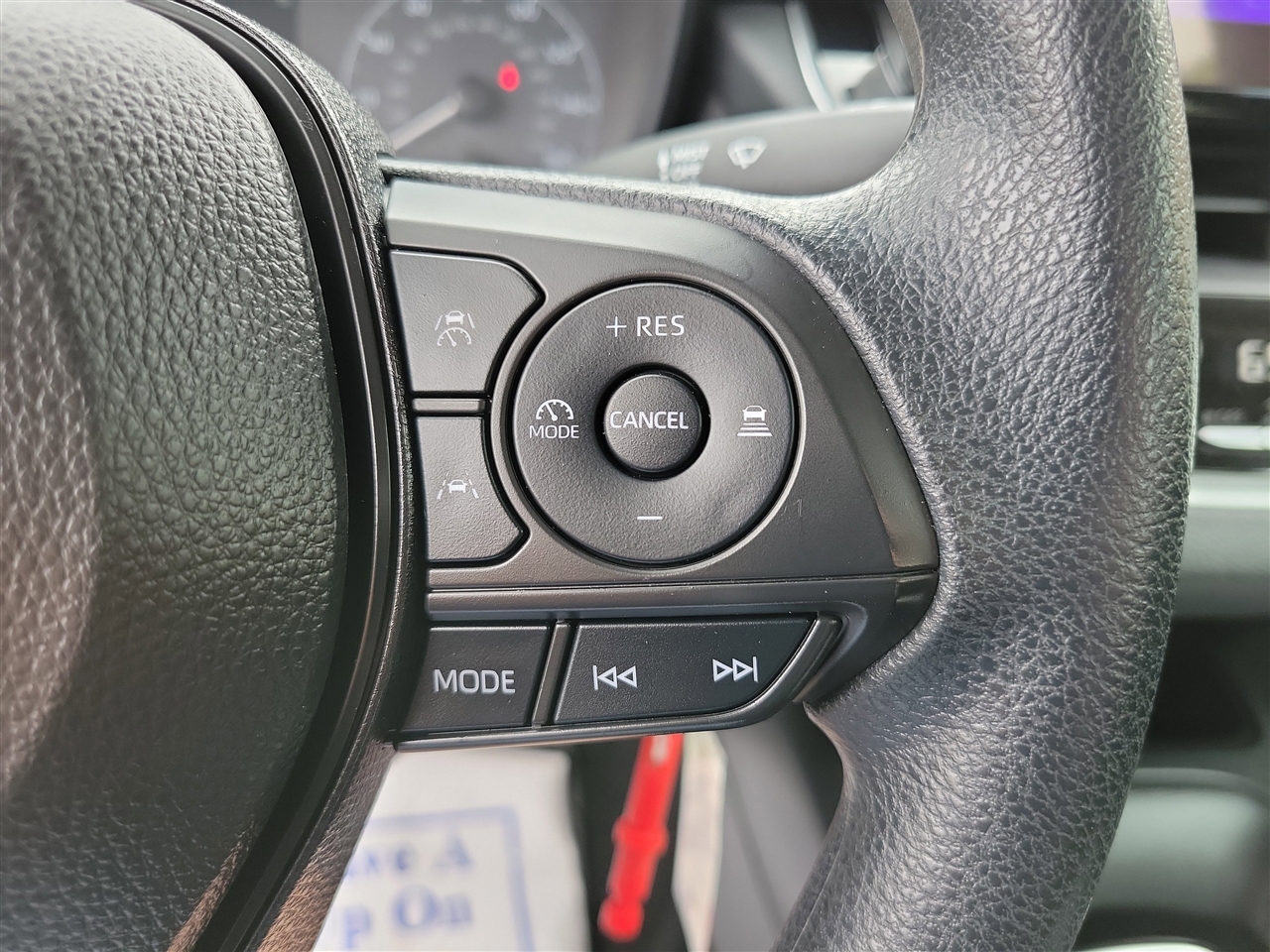 Toyota Corolla LE 2024