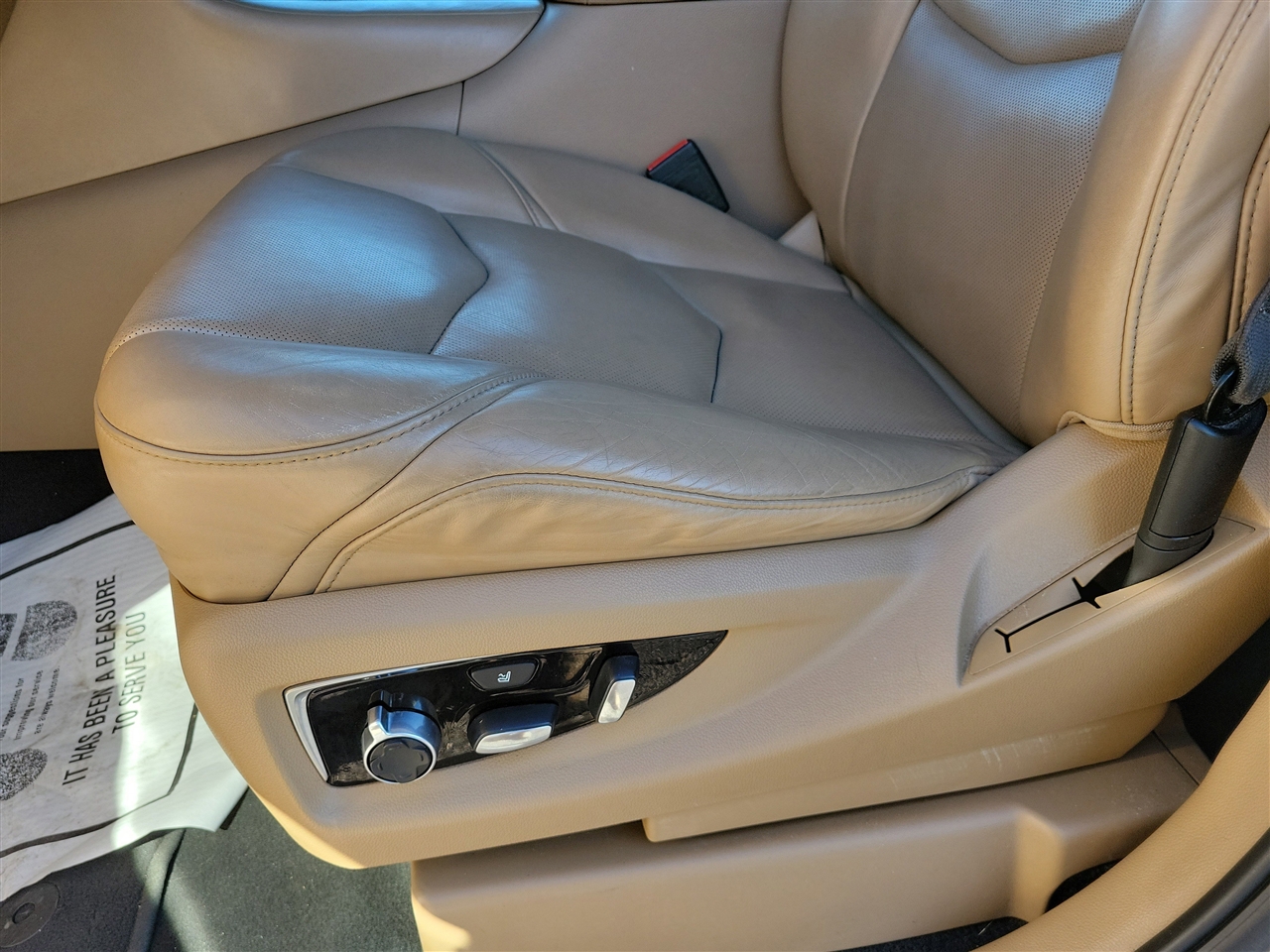 Cadillac Escalade Platinum 2WD 2020