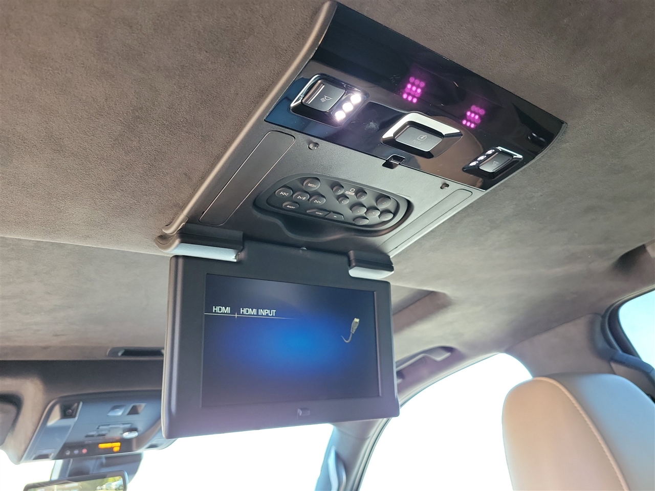 Cadillac Escalade Platinum 2WD 2020