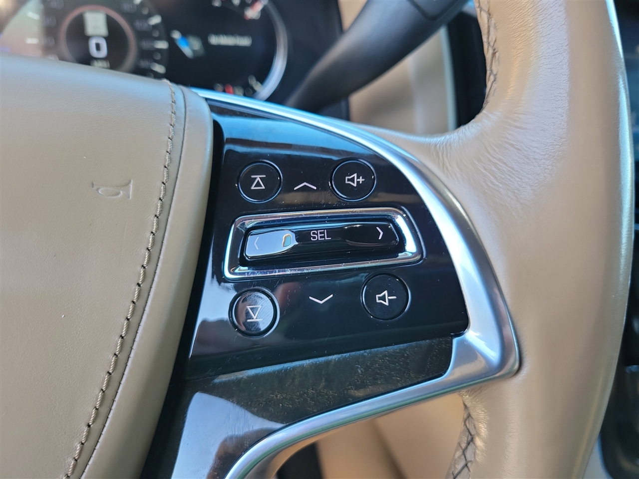 Cadillac Escalade Platinum 2WD 2020