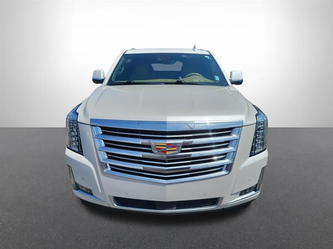 Cadillac Escalade Platinum 2WD 2020
