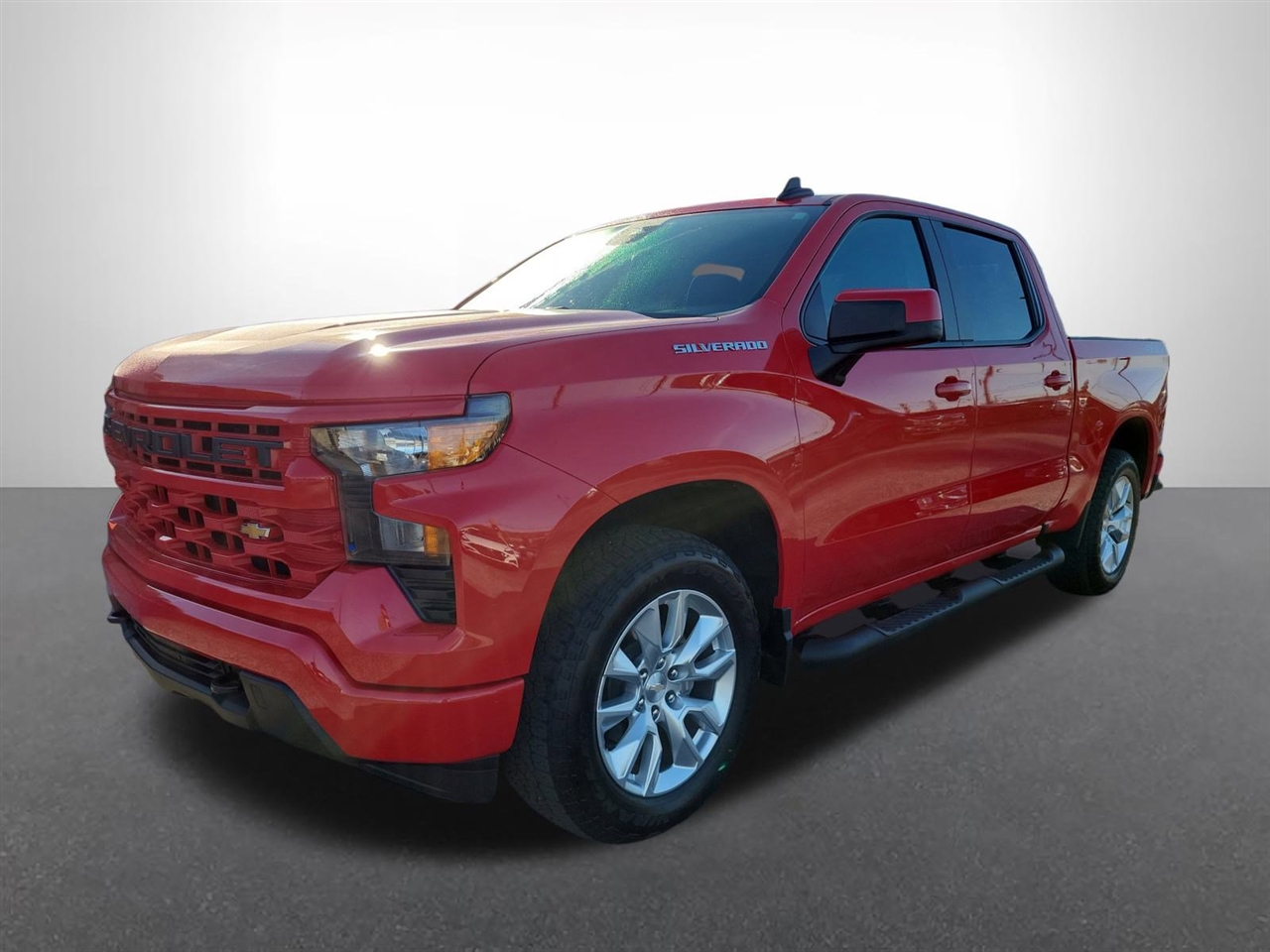 Chevrolet Silverado 1500 Custom Crew Cab 4WD 2024