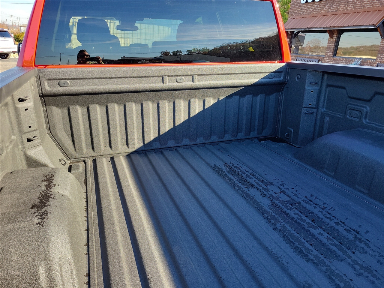 Chevrolet Silverado 1500 Custom Crew Cab 4WD 2024