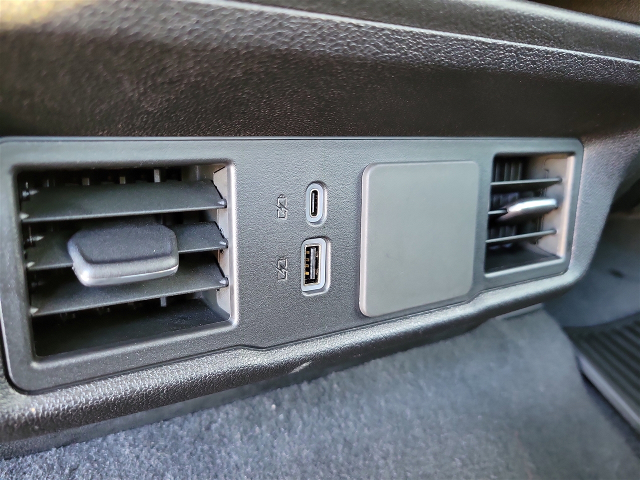 Chevrolet Silverado 1500 Custom Crew Cab 4WD 2024