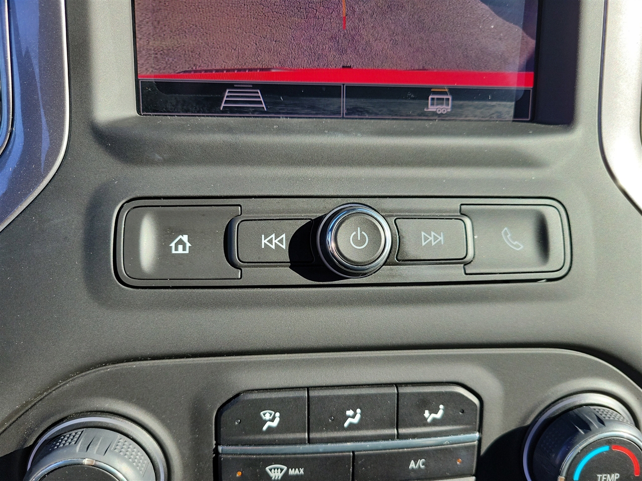 Chevrolet Silverado 1500 Custom Crew Cab 4WD 2024