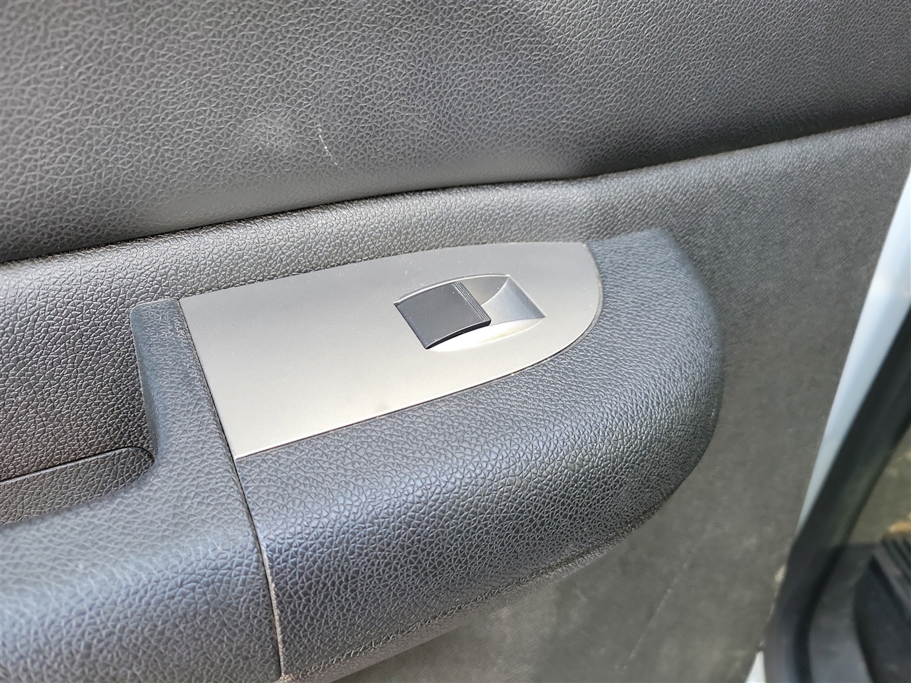 GMC Sierra 1500 SLE Crew Cab 4WD 2012