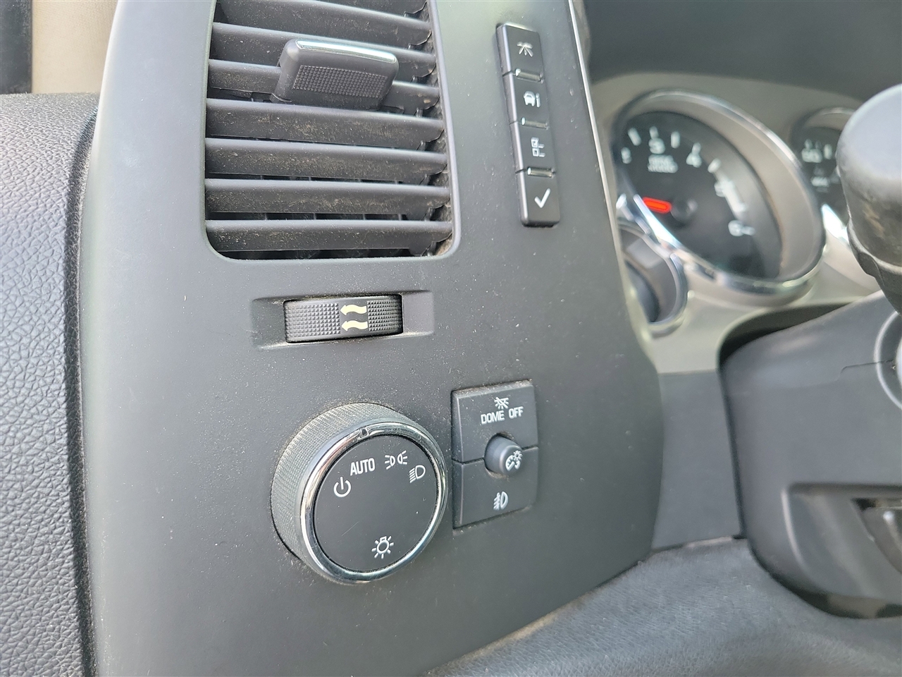 GMC Sierra 1500 SLE Crew Cab 4WD 2012