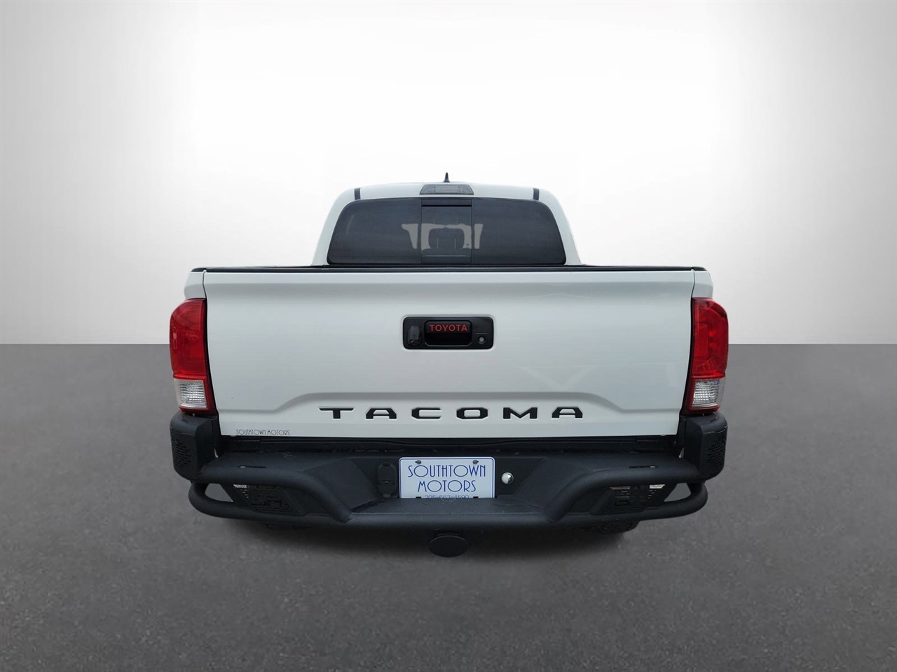 Toyota Tacoma SR5 Double Cab Long Bed V6 6AT 2WD 2017