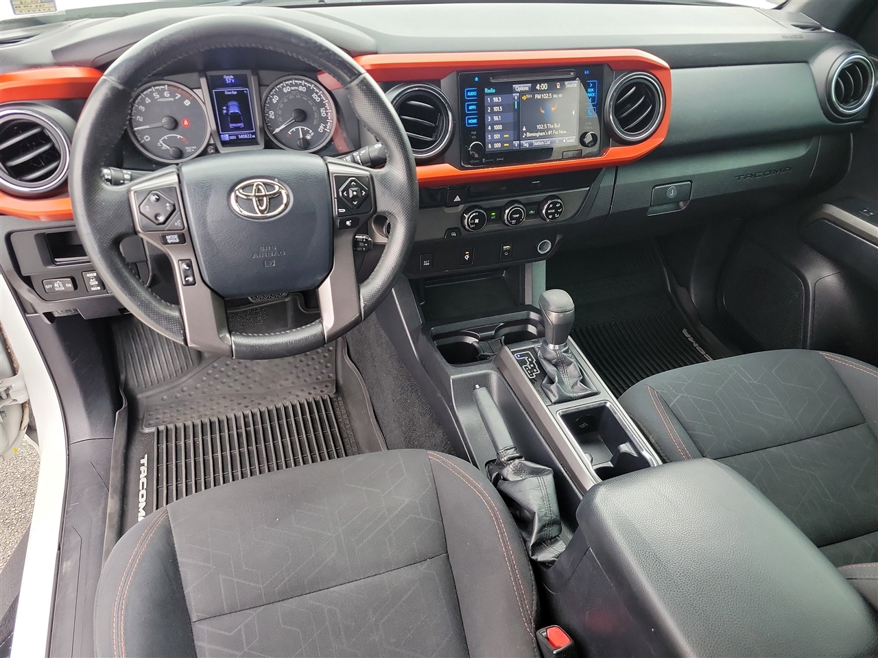 Toyota Tacoma SR5 Double Cab Long Bed V6 6AT 2WD 2017