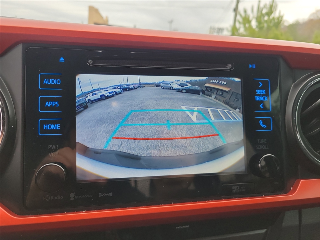 Toyota Tacoma SR5 Double Cab Long Bed V6 6AT 2WD 2017