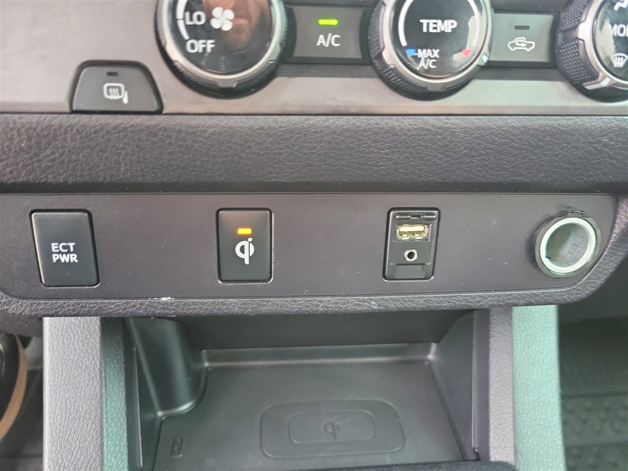 Toyota Tacoma SR5 Double Cab Long Bed V6 6AT 2WD 2017