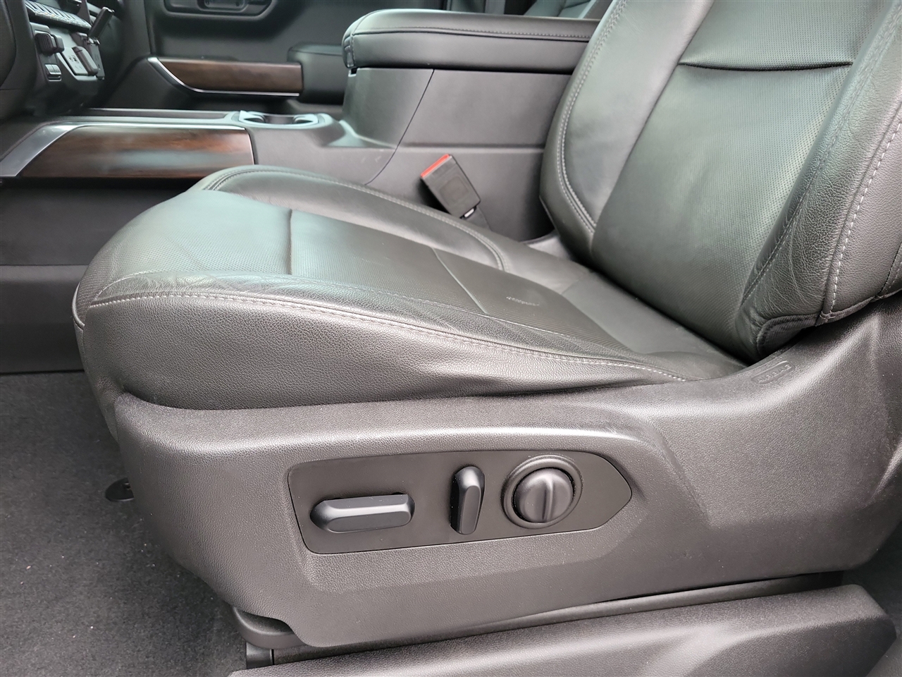 GMC Sierra 1500 SLT Crew Cab Long Box 4WD 2019