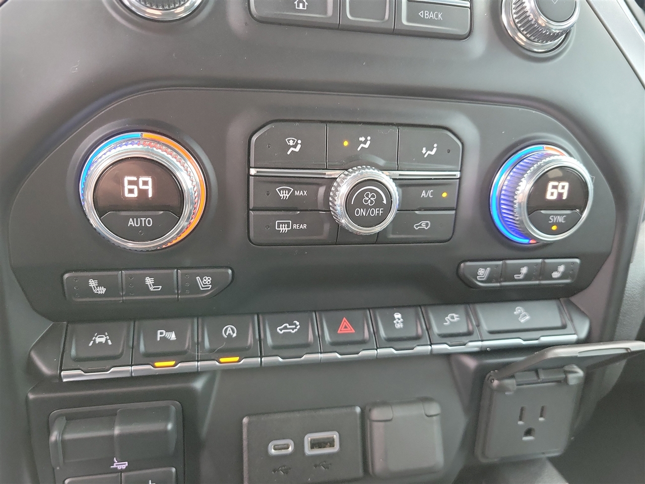 GMC Sierra 1500 SLT Crew Cab Long Box 4WD 2019