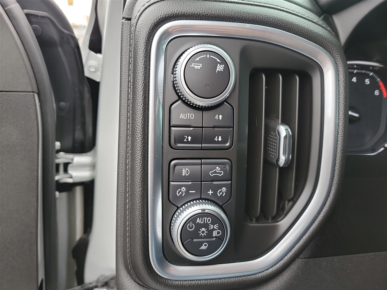 GMC Sierra 1500 SLT Crew Cab Long Box 4WD 2019