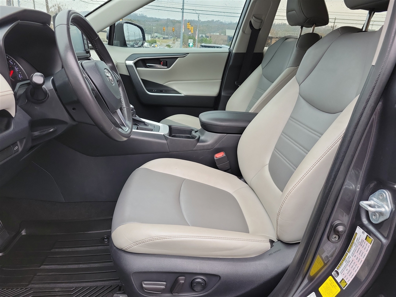 Toyota RAV4 XLE Premium 2019