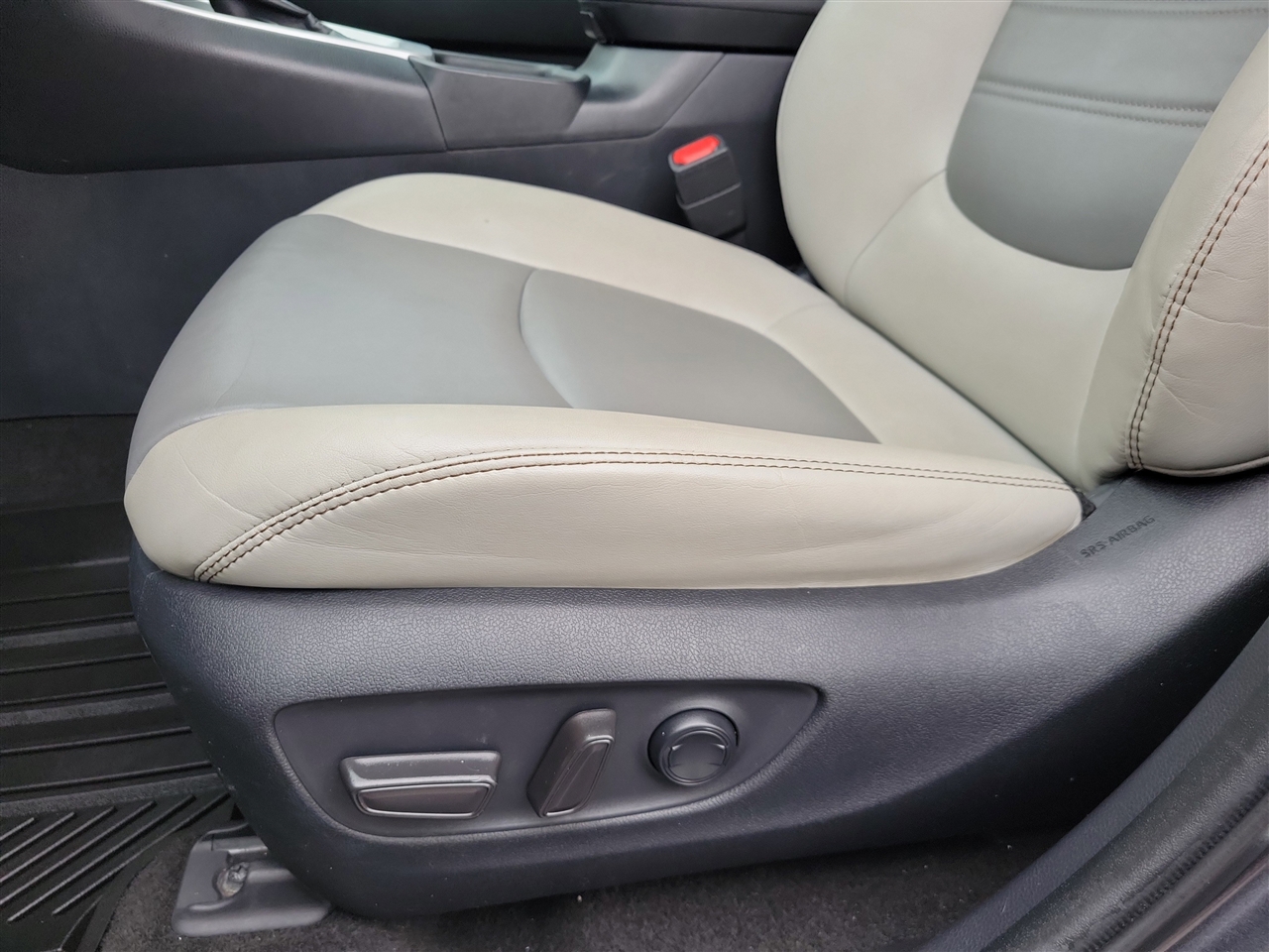 Toyota RAV4 XLE Premium 2019