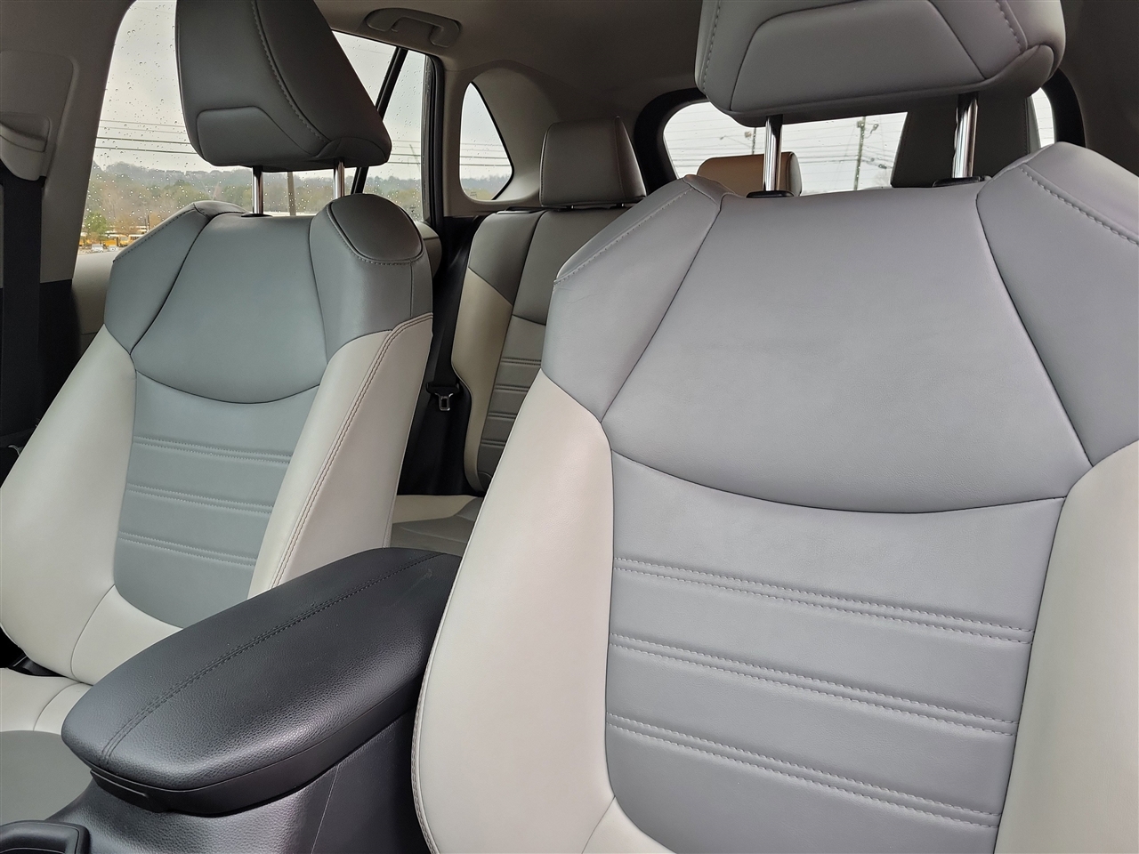 Toyota RAV4 XLE Premium 2019