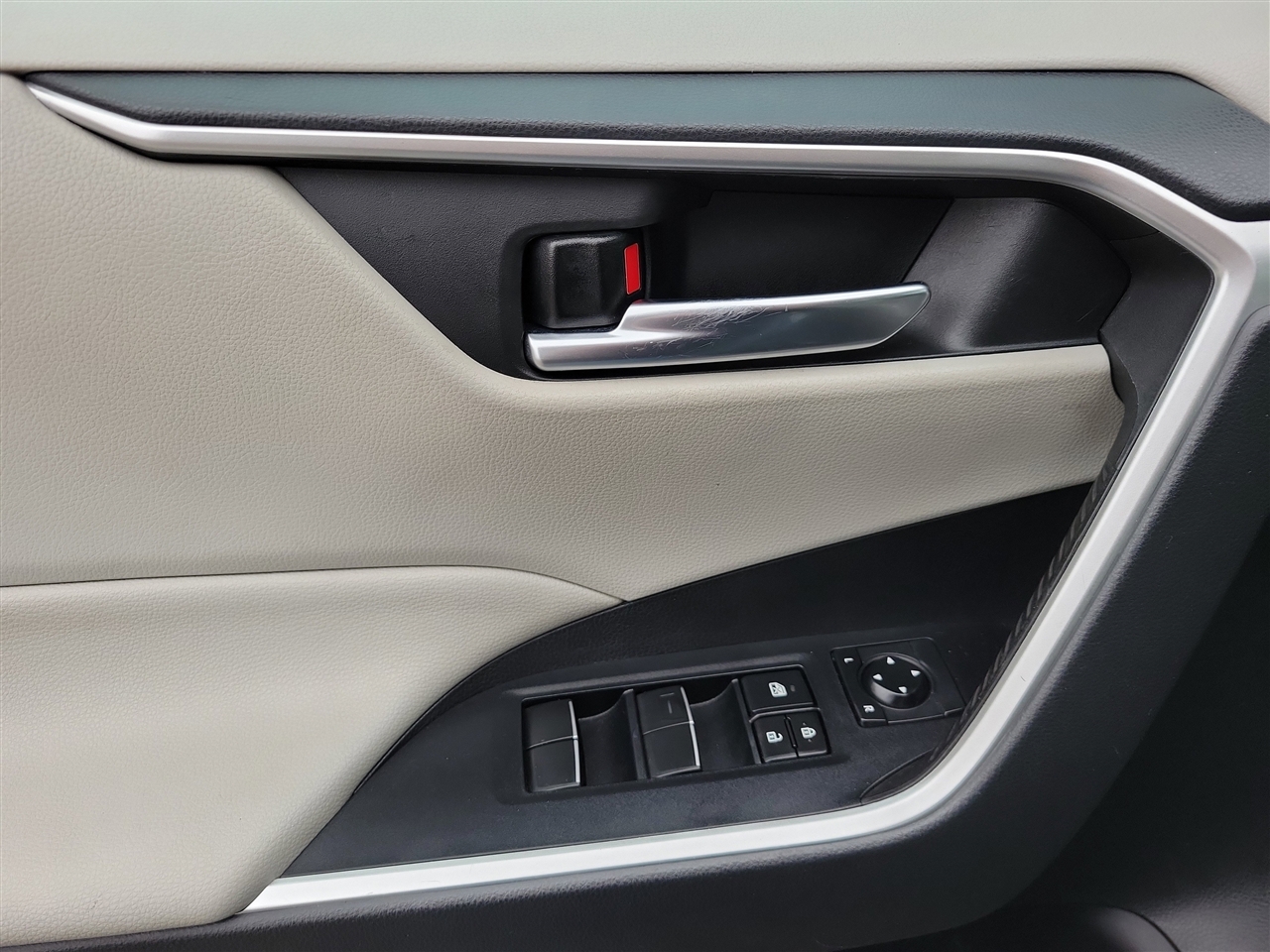 Toyota RAV4 XLE Premium 2019