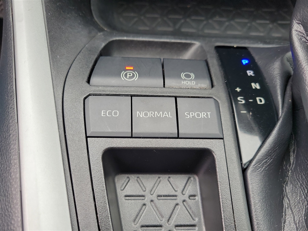 Toyota RAV4 XLE Premium 2019